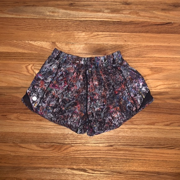 selling lululemon hotty hots for $30 - Picture 2 of 3